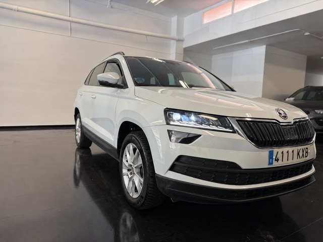 SkodaKaroq 1.6 TDI Ambition DSG 85 kW (115 CV) KM0 en Barcelona - 7