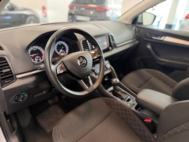 SkodaKaroq 1.6 TDI Ambition DSG 85 kW (115 CV) KM0 en Barcelona - 16