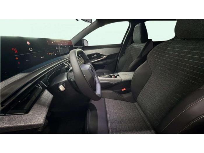 Peugeot5008 Hybrid 1.2 Allure eDCS6 107 kW (145 CV) KM0 en Barcelona - 9 Peugeot5008 Hybrid 1.2 Allure eDCS6 107 kW (145 CV) KM0 en Barcelona - 9