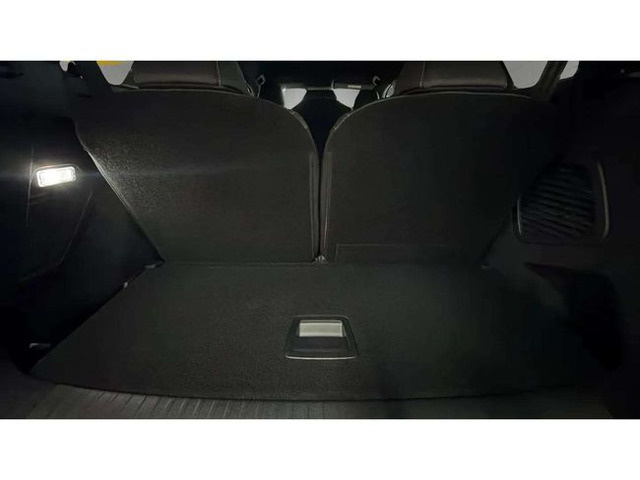 Peugeot5008 Hybrid 1.2 Allure eDCS6 107 kW (145 CV) KM0 en Barcelona - 22