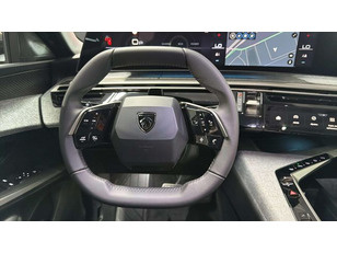 Peugeot 5008 Hybrid 1.2 Allure eDCS6 107 kW (145 CV)
