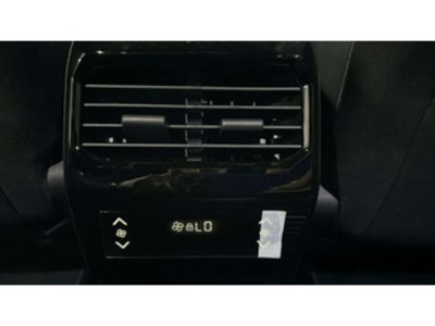Peugeot 5008 Hybrid 1.2 Allure eDCS6 107 kW (145 CV) Peugeot 5008 Hybrid 1.2 Allure eDCS6 107 kW (145 CV)