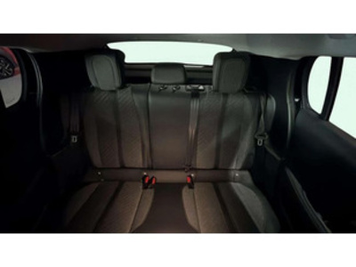Peugeot 208 Allure Hybrid 110 eDCS6 81 kW (110 CV) Peugeot 208 Allure Hybrid 110 eDCS6 81 kW (110 CV)