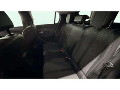 Peugeot 208 Allure Hybrid 110 eDCS6 81 kW (110 CV) Peugeot 208 Allure Hybrid 110 eDCS6 81 kW (110 CV)