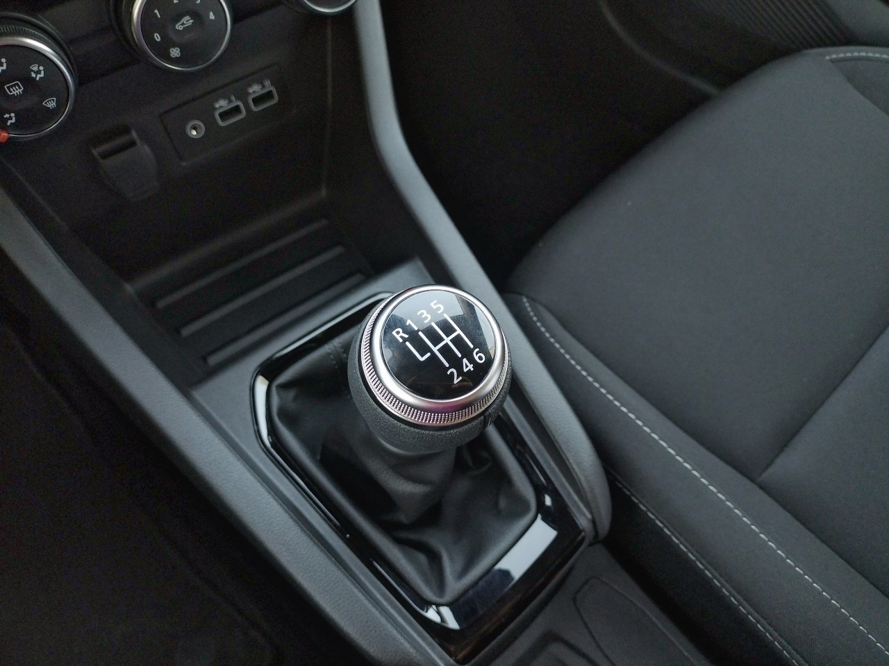 Renault Clio Eco-G 100 GLP Evolution 74 kW (100 CV) - foto 7 de Renault Clio