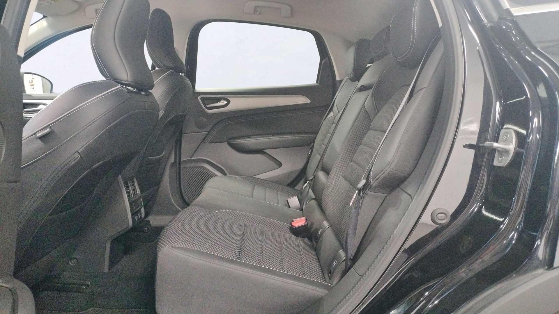 Renault Arkana Zen TCE 140 Mild Hybrid 103 kW (140 CV) EDC - foto 9 de Renault Arkana