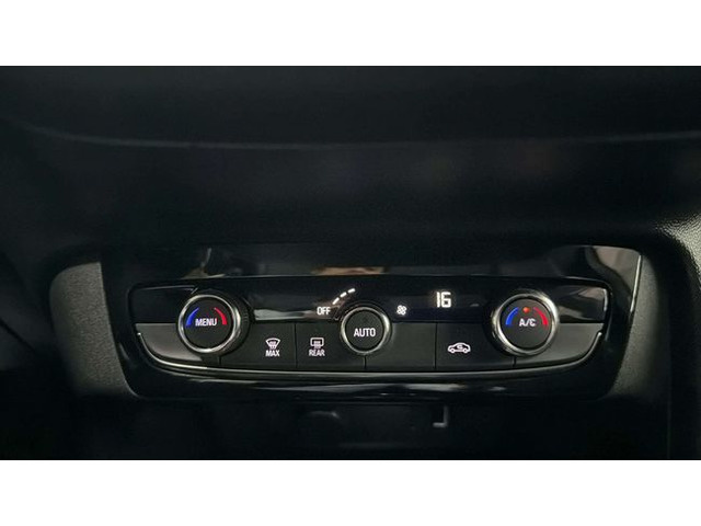 OpelCorsa 1.2 Turbo XHL Elegance Auto 74 kW (100 CV) Vehículo usado en Barcelona - 19