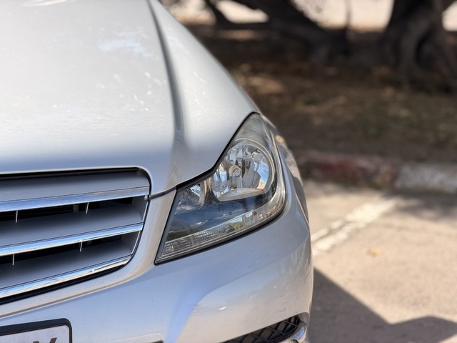 Mercedes-BenzClase C 200 CDI Blue Efficiency Avantgarde Edition 100 kW (136 CV) Vehículo usado en Barcelona - 11