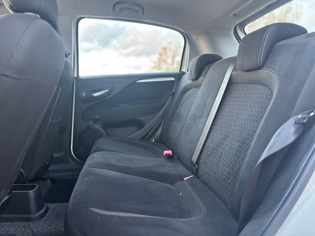 FiatPunto 1.2 8v S&S Young 51 kW (69 CV) Vehículo usado en Barcelona - 10