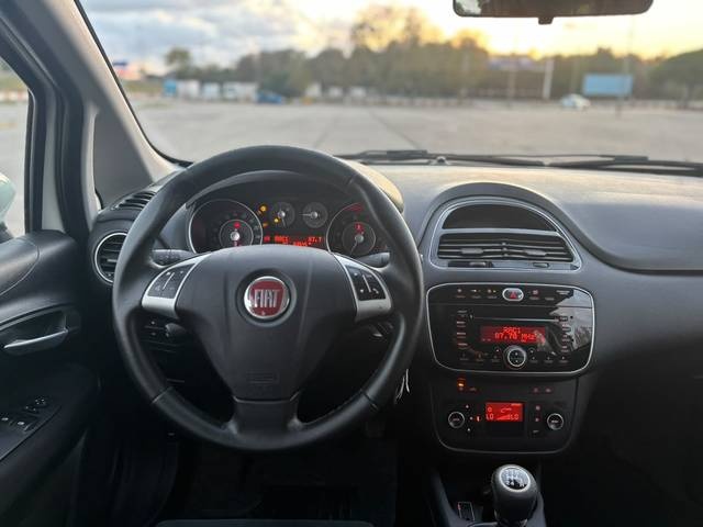 FiatPunto 1.2 8v S&S Young 51 kW (69 CV) Vehículo usado en Barcelona - 12