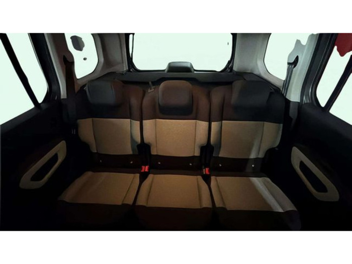 CitroenBerlingo Combi BlueHDi 100 Talla M Feel 75 kW (100 CV) Vehículo usado en Barcelona - 8 CitroenBerlingo Combi BlueHDi 100 Talla M Feel 75 kW (100 CV) Vehículo usado en Barcelona - 8