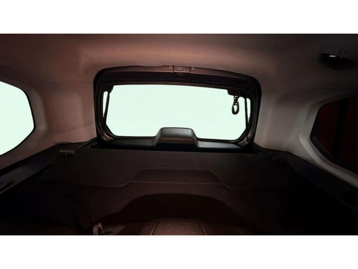CitroenBerlingo Combi BlueHDi 100 Talla M Feel 75 kW (100 CV) Vehículo usado en Barcelona - 16 CitroenBerlingo Combi BlueHDi 100 Talla M Feel 75 kW (100 CV) Vehículo usado en Barcelona - 16