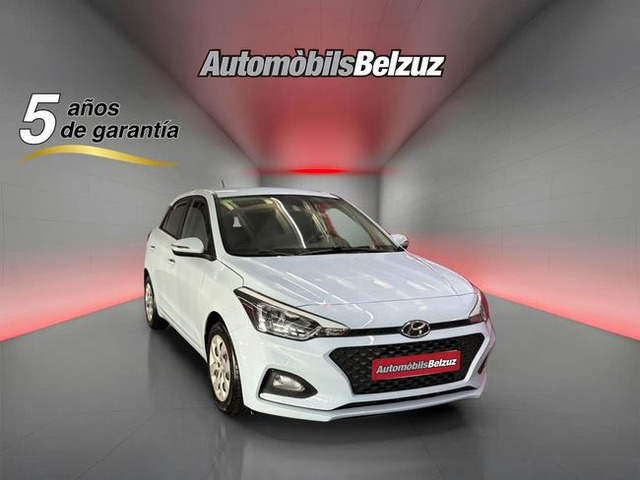 Hyundaii20 1.2 MPI Essence LE 55 kW (75 CV) Vehículo usado en Barcelona - 3
