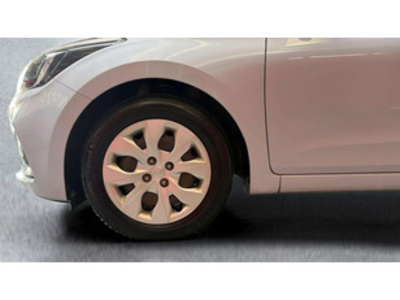 Hyundai i20 1.2 MPI Essence LE 55 kW (75 CV) Hyundai i20 1.2 MPI Essence LE 55 kW (75 CV)