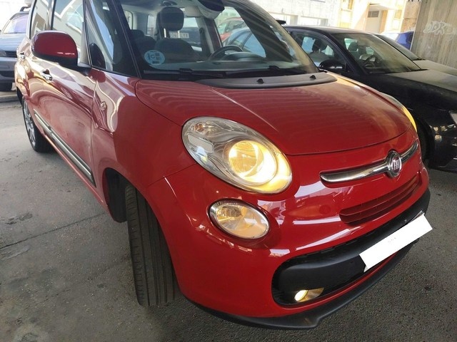 Fiat500L 1.6 Multijet II S&S Lounge 62 kW (85 CV) Vehículo usado en Barcelona - 3