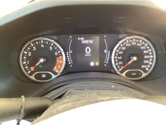 JeepRenegade 1.0G Sport 4x2 88 kW (120 CV) Vehículo usado en Barcelona - 5 JeepRenegade 1.0G Sport 4x2 88 kW (120 CV) Vehículo usado en Barcelona - 5