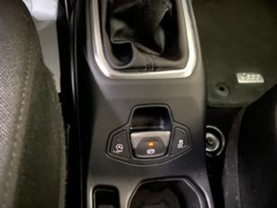 Jeep Renegade 1.0G Sport 4x2 88 kW (120 CV) Jeep Renegade 1.0G Sport 4x2 88 kW (120 CV)