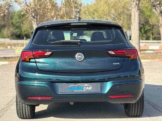 OpelAstra 1.6 CDTi Dynamic 81 kW (110 CV) Vehículo usado en Barcelona - 5