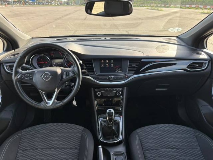 OpelAstra 1.6 CDTi Dynamic 81 kW (110 CV) Vehículo usado en Barcelona - 11 OpelAstra 1.6 CDTi Dynamic 81 kW (110 CV) Vehículo usado en Barcelona - 11