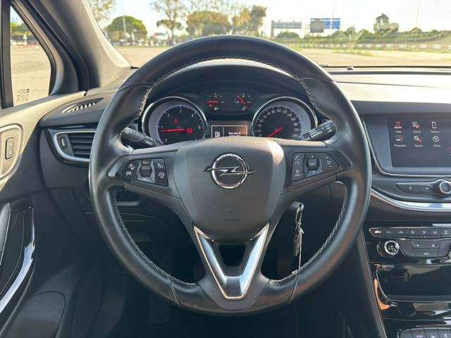 OpelAstra 1.6 CDTi Dynamic 81 kW (110 CV) Vehículo usado en Barcelona - 13