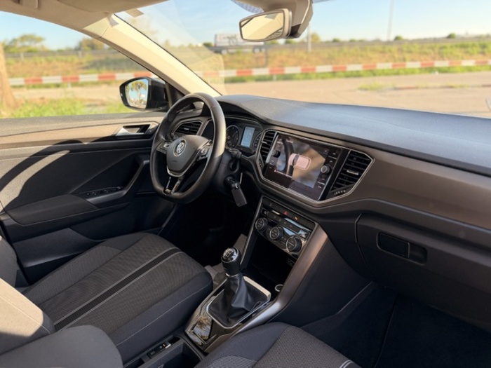 VolkswagenT-Roc Sport 1.6 TDI 85 kW (115 CV) Vehículo usado en Barcelona - 16 VolkswagenT-Roc Sport 1.6 TDI 85 kW (115 CV) Vehículo usado en Barcelona - 16