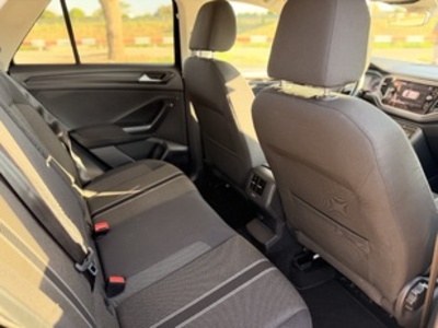 Volkswagen T-Roc Sport 1.6 TDI 85 kW (115 CV) Volkswagen T-Roc Sport 1.6 TDI 85 kW (115 CV)