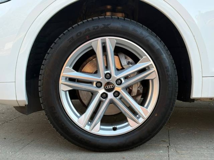 AudiQ5 S line 40 TDI quattro ultra 150 kW (204 CV) S tronic Vehículo usado en Barcelona - 10 AudiQ5 S line 40 TDI quattro ultra 150 kW (204 CV) S tronic Vehículo usado en Barcelona - 10
