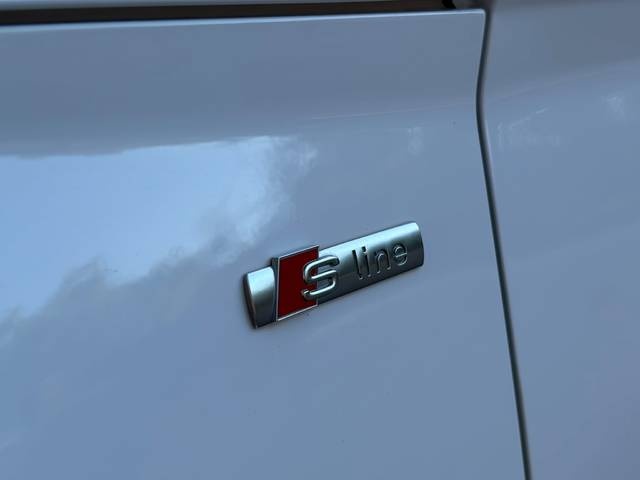 AudiQ5 S line 40 TDI quattro ultra 150 kW (204 CV) S tronic Vehículo usado en Barcelona - 11