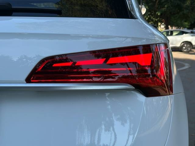 AudiQ5 S line 40 TDI quattro ultra 150 kW (204 CV) S tronic Vehículo usado en Barcelona - 14