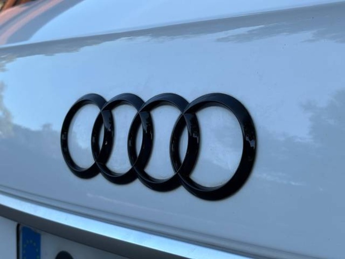 AudiQ5 S line 40 TDI quattro ultra 150 kW (204 CV) S tronic Vehículo usado en Barcelona - 15 AudiQ5 S line 40 TDI quattro ultra 150 kW (204 CV) S tronic Vehículo usado en Barcelona - 15