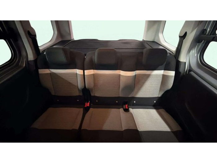 CitroenBerlingo Combi BlueHDi 100 S&S Talla M You 75 kW (102 CV) Vehículo usado en Barcelona - 7 CitroenBerlingo Combi BlueHDi 100 S&S Talla M You 75 kW (102 CV) Vehículo usado en Barcelona - 7