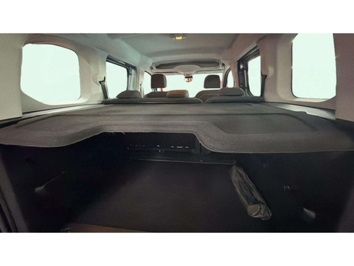 CitroenBerlingo Combi BlueHDi 100 S&S Talla M You 75 kW (102 CV) Vehículo usado en Barcelona - 17 CitroenBerlingo Combi BlueHDi 100 S&S Talla M You 75 kW (102 CV) Vehículo usado en Barcelona - 17
