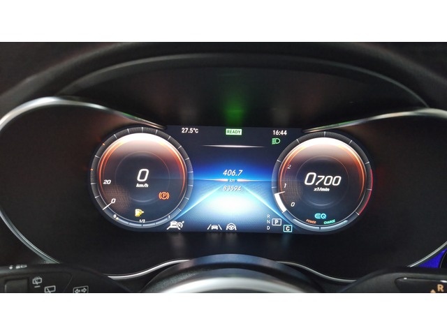 Mercedes-BenzGLC 200 4Matic 145 kW (197 CV) Vehículo usado en Barcelona - 23