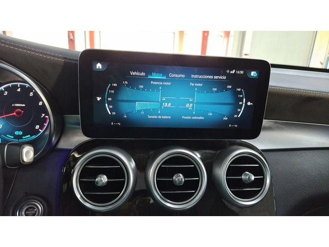 Mercedes-BenzGLC 200 4Matic 145 kW (197 CV) Vehículo usado en Barcelona - 36