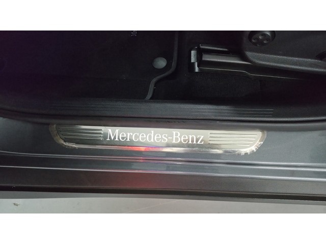 Mercedes-BenzGLC 200 4Matic 145 kW (197 CV) Vehículo usado en Barcelona - 50