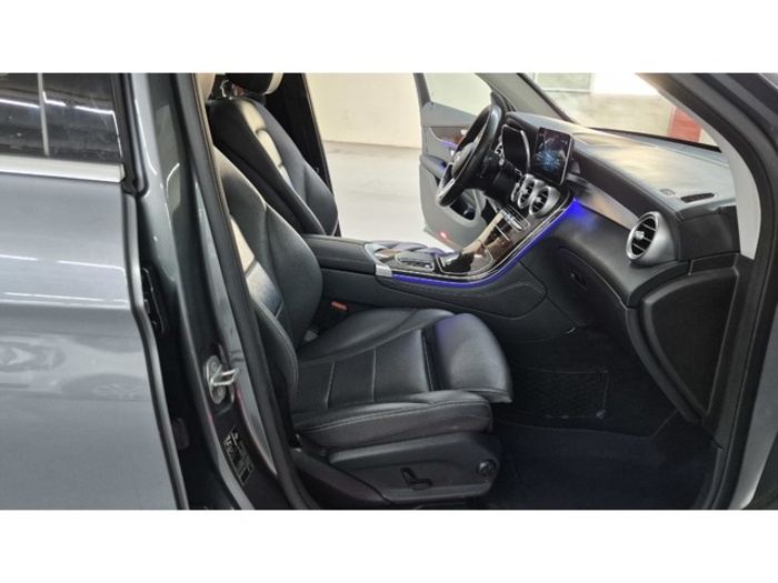 Mercedes-BenzGLC 200 4Matic 145 kW (197 CV) Vehículo usado en Barcelona - 58 Mercedes-BenzGLC 200 4Matic 145 kW (197 CV) Vehículo usado en Barcelona - 58