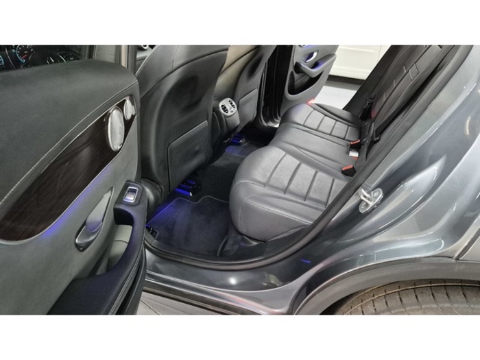 Mercedes-BenzGLC 200 4Matic 145 kW (197 CV) Vehículo usado en Barcelona - 60 Mercedes-BenzGLC 200 4Matic 145 kW (197 CV) Vehículo usado en Barcelona - 60