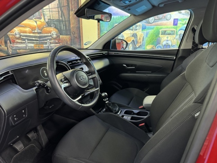 HyundaiTucson 1.6 TGDI 48V Maxx Sky 110 kW (150 CV) Vehículo usado en Barcelona - 3 HyundaiTucson 1.6 TGDI 48V Maxx Sky 110 kW (150 CV) Vehículo usado en Barcelona - 3