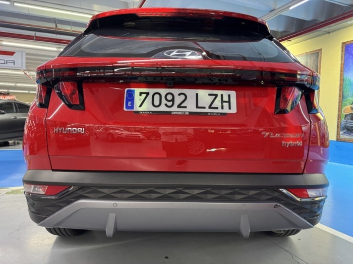 HyundaiTucson 1.6 TGDI 48V Maxx Sky 110 kW (150 CV) Vehículo usado en Barcelona - 11 HyundaiTucson 1.6 TGDI 48V Maxx Sky 110 kW (150 CV) Vehículo usado en Barcelona - 11