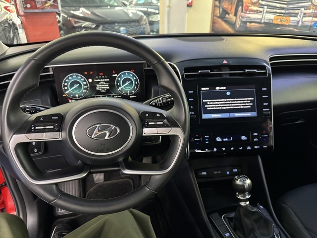 HyundaiTucson 1.6 TGDI 48V Maxx Sky 110 kW (150 CV) Vehículo usado en Barcelona - 17