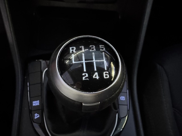 HyundaiTucson 1.6 TGDI 48V Maxx Sky 110 kW (150 CV) Vehículo usado en Barcelona - 25