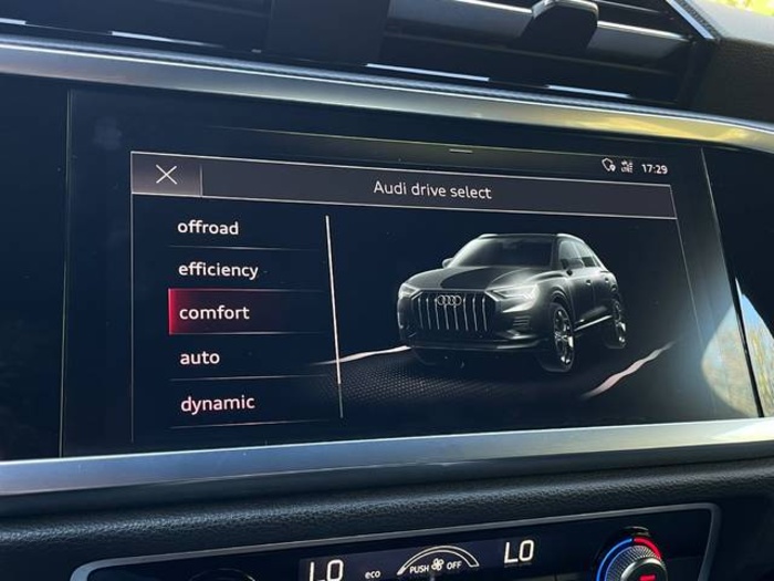 AudiQ3 S line 35 TFSI 110 kW (150 CV) S tronic Vehículo usado en Barcelona - 21 AudiQ3 S line 35 TFSI 110 kW (150 CV) S tronic Vehículo usado en Barcelona - 21