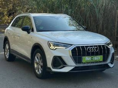 Audi Q3 S line 35 TFSI 110 kW (150 CV) S tronic Audi Q3 S line 35 TFSI 110 kW (150 CV) S tronic