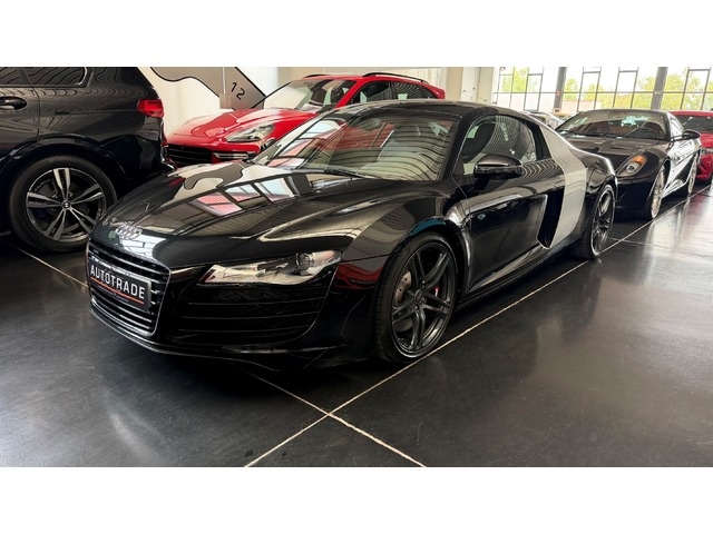 AudiR8 4.2 FSI V8 quattro 309 kW (420 CV) R tronic