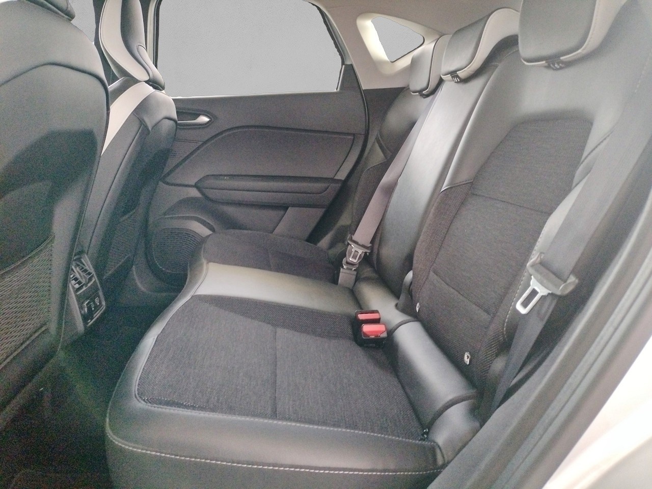 Renault Captur Zen E-TECH Híbrido 107 kW (145 CV) - foto 9 de Renault Captur