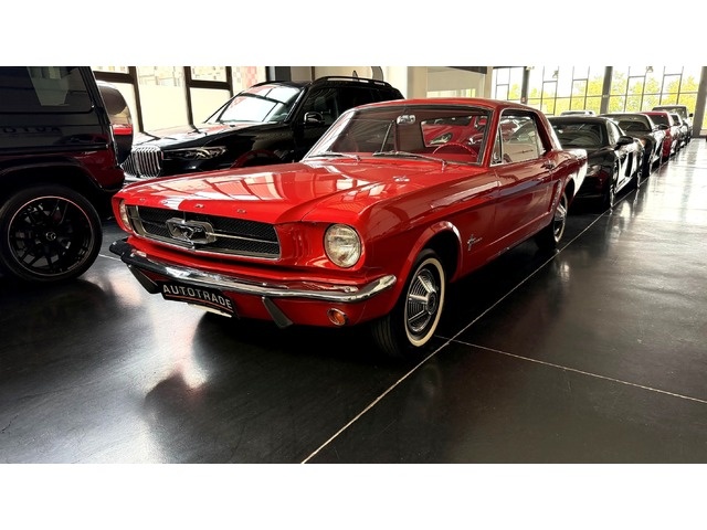 FordMustang 2.8 V6 74 kW (101 CV)