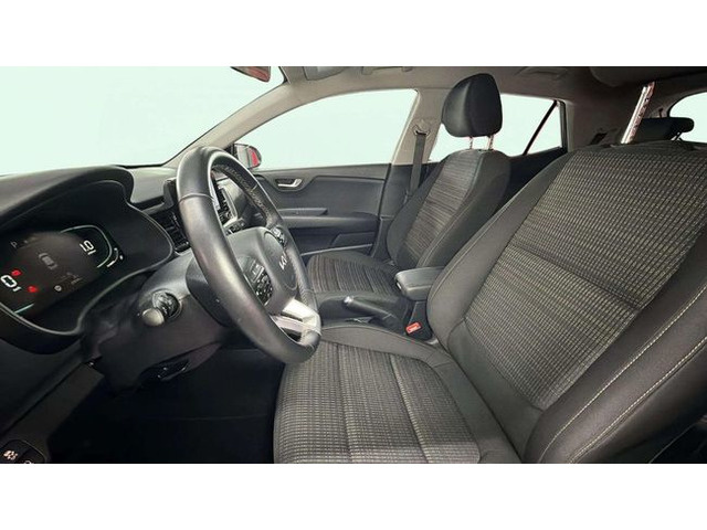 KiaStonic 1.0 T-GDi MHEV Drive DCT 74 kW (101 CV) Vehículo usado en Barcelona - 9