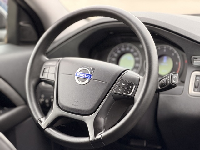VolvoV70 D3 Kinetic 120 kW (163 CV) Vehículo usado en Barcelona - 13