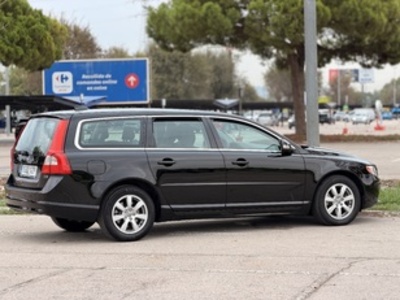 Volvo V70 D3 Kinetic 120 kW (163 CV) Volvo V70 D3 Kinetic 120 kW (163 CV)