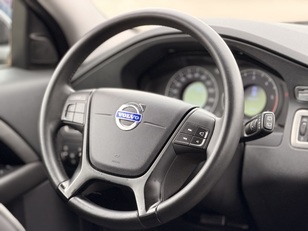 Volvo V70 D3 Kinetic 120 kW (163 CV)